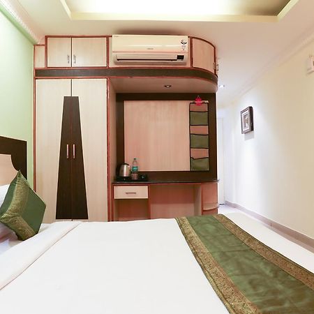 Hotel Treebo Trip Grand Regency Bangalore Exterior foto
