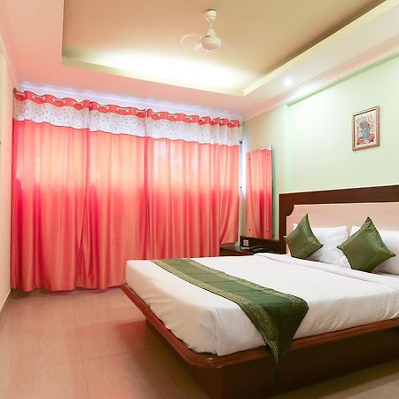 Hotel Treebo Trip Grand Regency Bangalore Exterior foto
