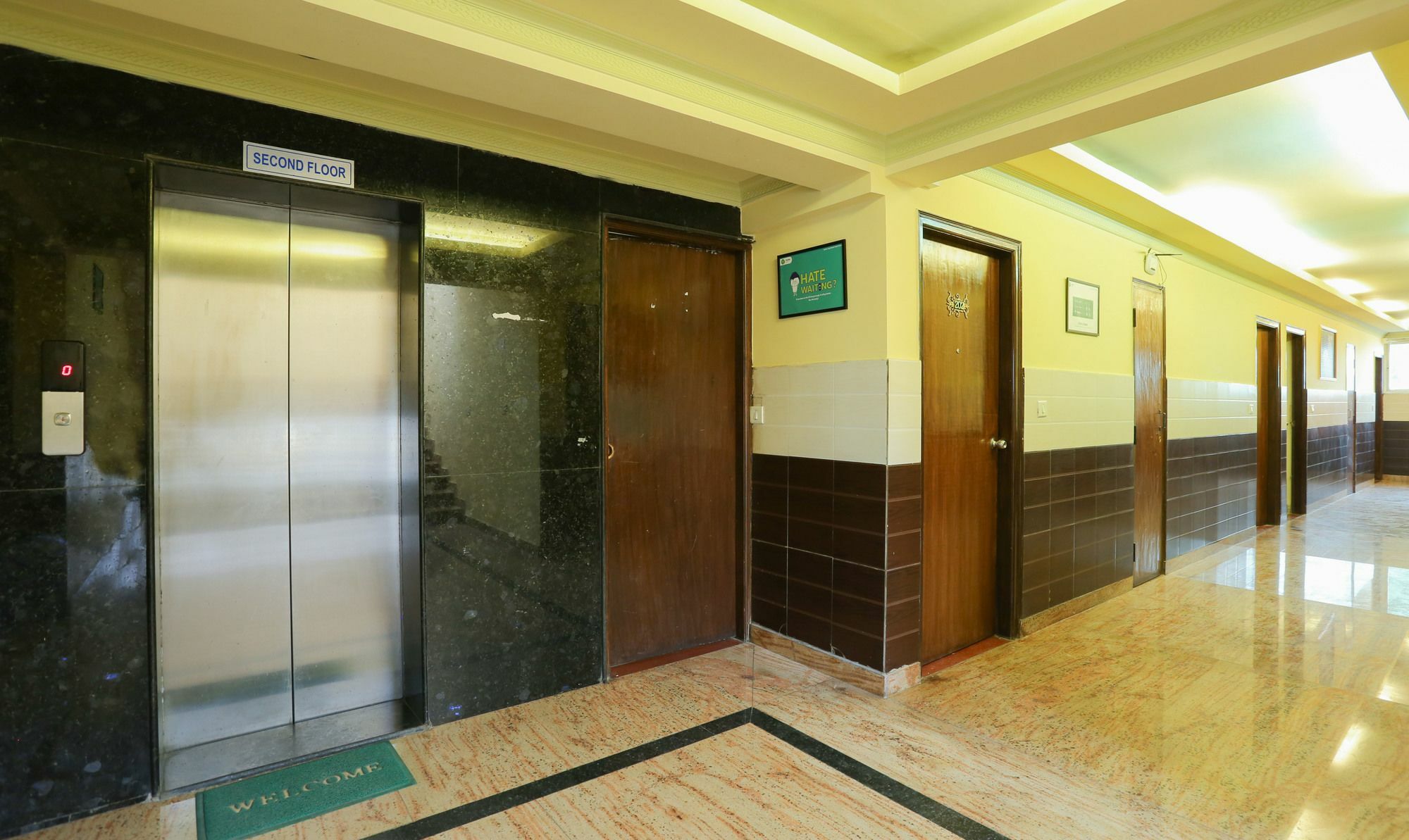 Hotel Treebo Trip Grand Regency Bangalore Exterior foto